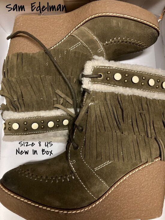 Sam Edelman Shoes - Sam Edelman Women's Suede  Boot Bootie Size 8 US Moss Green New In Box